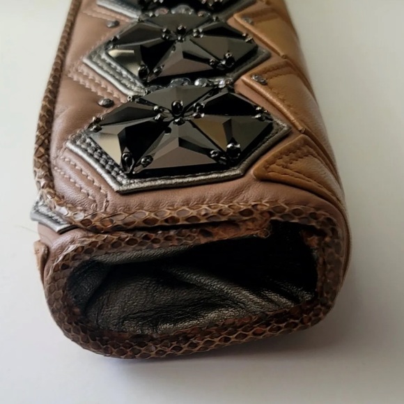 Women's Bracher Emden London Swarovski Crystals Metallic Leather Clutch - Picture 3 of 6